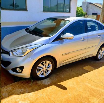HYUNDAI HB20S 1.6 PREMIUM 16V FLEX 4P AUTOMÁTICO HYUNDAI HB20S 1.6 PREMIUM 16V FLEX 4P AUTOMÁTICO